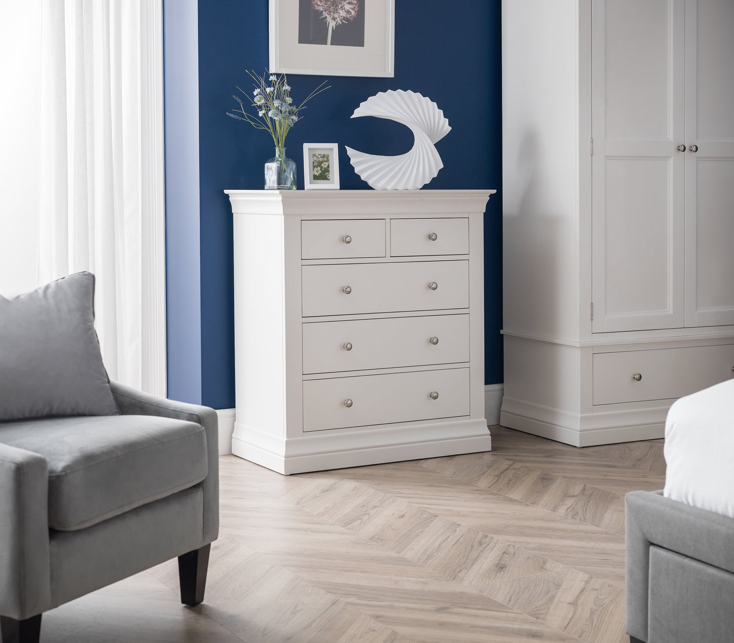 Chest of Drawers